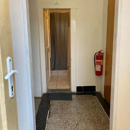 Rokytka Hostel Bechovice 호스텔 프라하