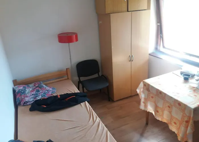 Hostel Rokytka Hostel Bechovice *