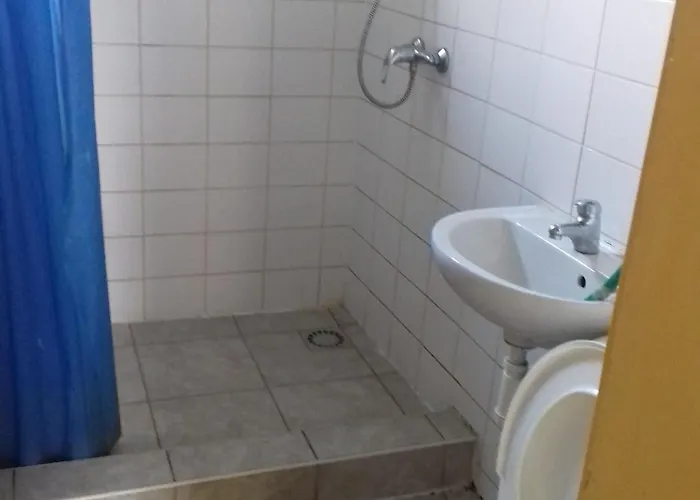 Rokytka Hostel Bechovice * Praga